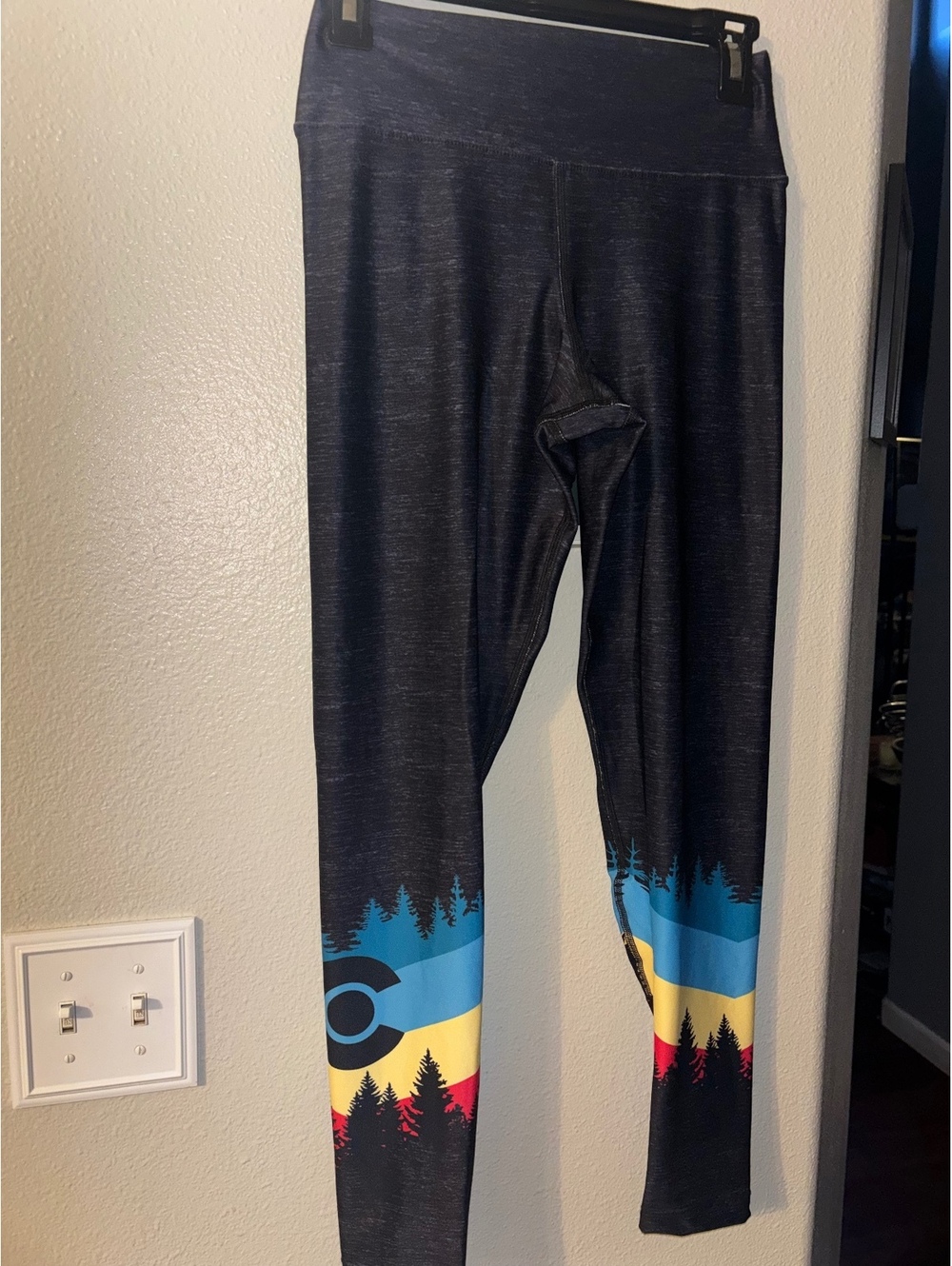 Aksels Colorado Flag Tree Line Athletic Fit Leggings - Size Medium
